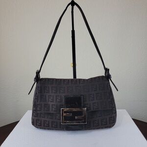 FENDI mini mama baguette